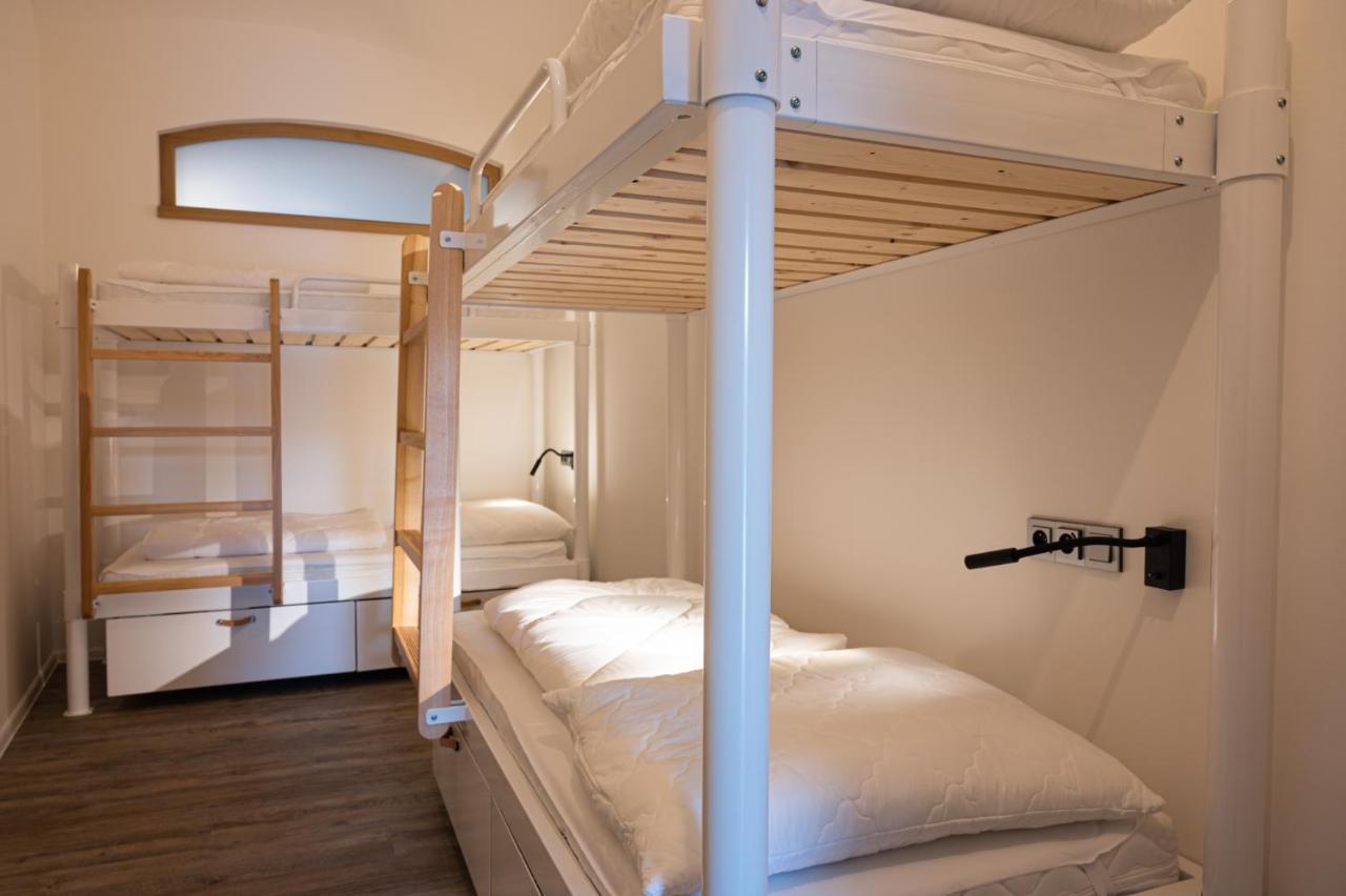 Art Hostel & Apartments Dvůr Králové nad Labem Dış mekan fotoğraf