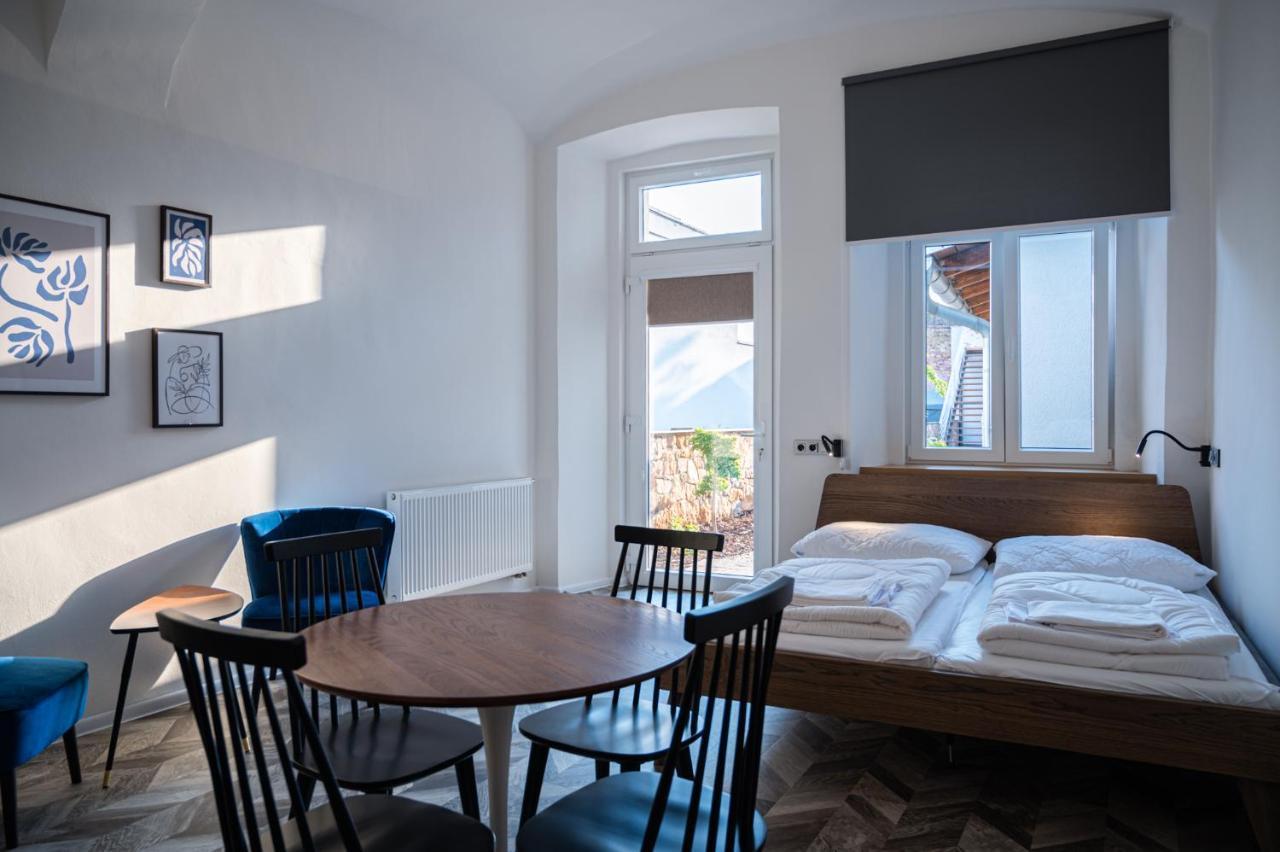 Art Hostel & Apartments Dvůr Králové nad Labem Dış mekan fotoğraf